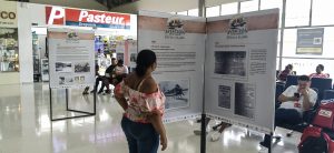 Aterrizó en el Aeropuerto El Caraño la exposición fotográfica DEL RIO A LA PISTA 100 años de la llegada de la aviación al Chocó.