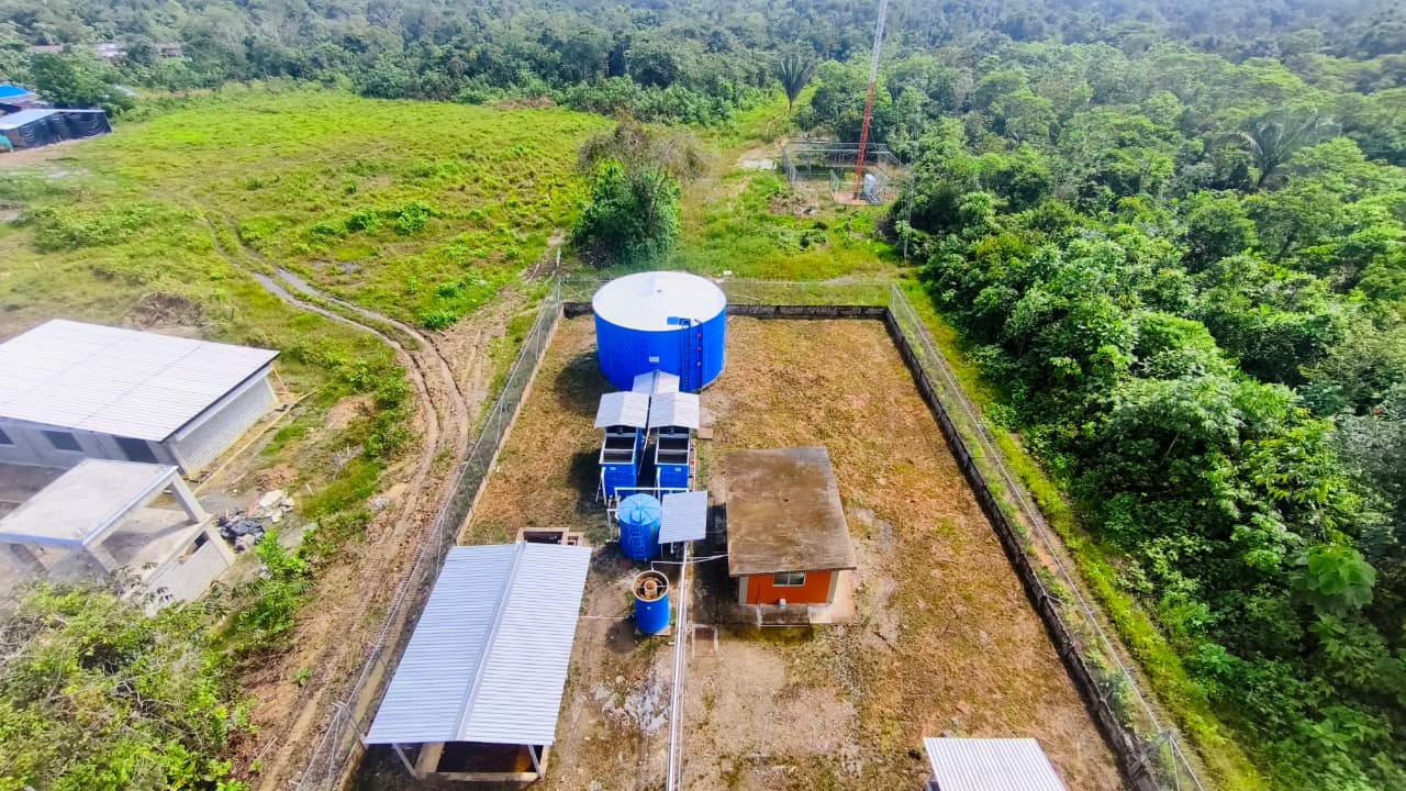 Gobierno nacional cumplió con la solución integral de agua a 2.342 habitantes de la vereda Villa Conto, en Río Quito (Chocó)