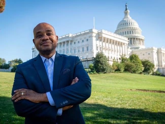 Luis Gilberto Murillo: un hijo del Chocó que Colombia aún no termina de comprender. Por :Olga Garcés |